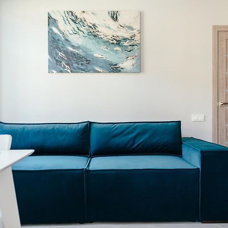 Lara Apartament 2 Apartment Лвив Екстериор снимка