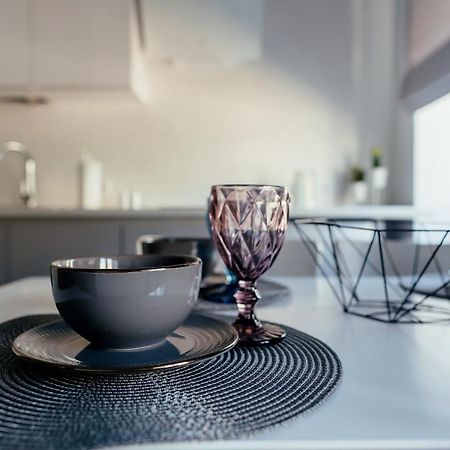 Lara Apartament 2 Apartment Лвив Екстериор снимка